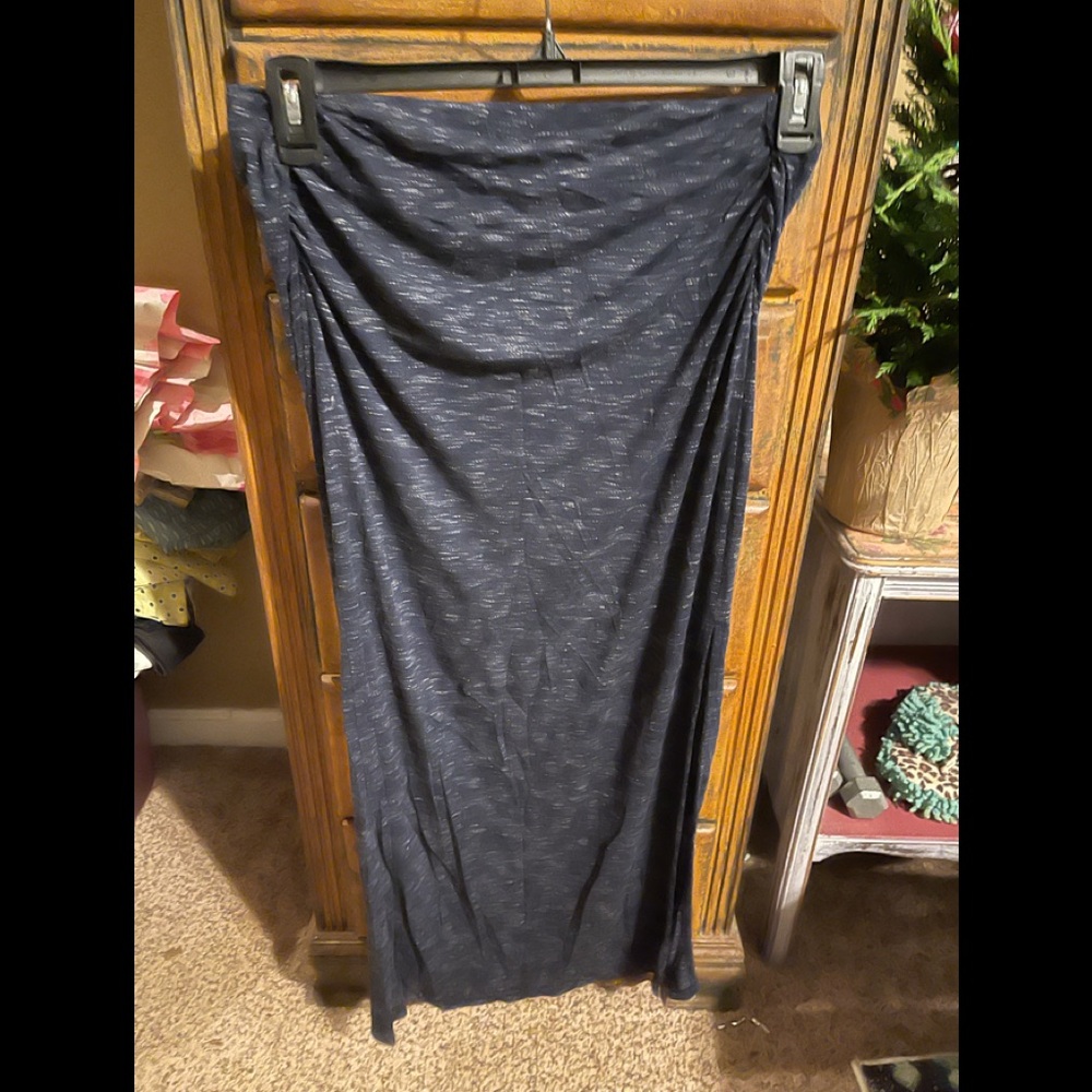 GAP LONG RUSHED STRETCHY SKIRT EXCELLENT CONDITION WOMENS SIZE medium
